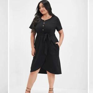 NWT BloomChic black button dress 10/M